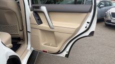 Toyota Land Cruiser 2.8 D-4D 204 Invincible 5dr Auto 7 Seats Diesel Station Wagon
